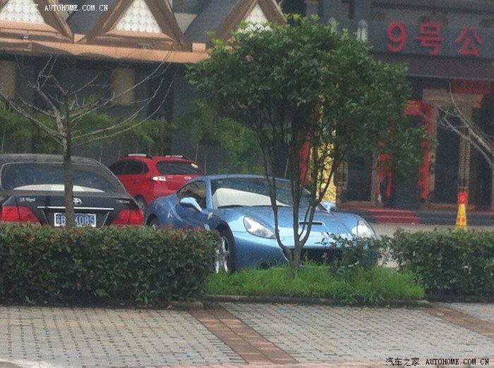 【图】爆菊。蓝色是什么车_宝马2系论坛_汽车