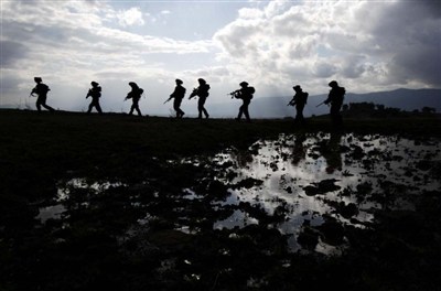 哥画报】以色列的反恐之战--夏雨行动_飞机\/舰