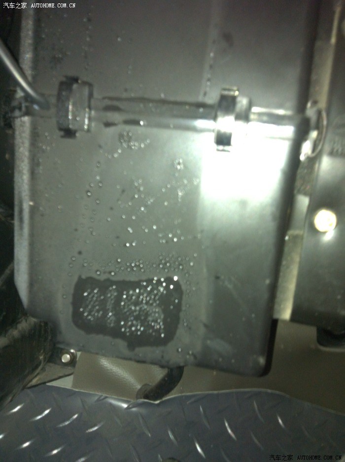 【图】晚上开空调蒸发机结霜了。白天不会。3