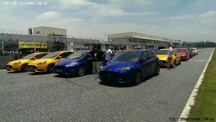 【图】ST广东国际赛车场聚会_福克斯论坛_汽