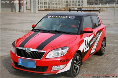 白色两厢珠光白,硬派小生,认证申精!海量图图!