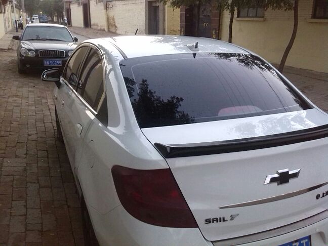 【图】白色欧欧怎样快速祛除车漆上的黄色锈点