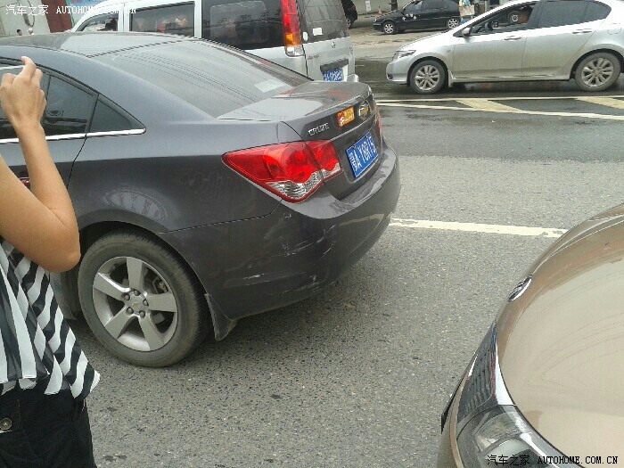 【图】早上追尾科鲁兹!人家只是油漆擦伤!_起