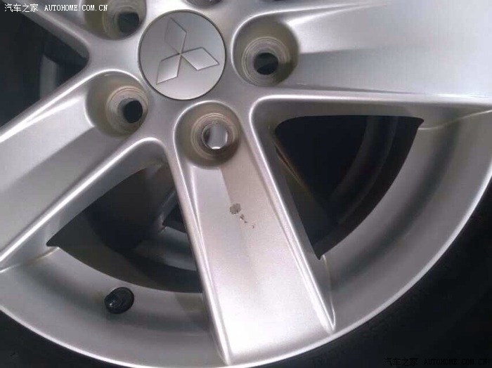 【图】别提包邮的事儿,轮毂一套,小磕碰难免,但