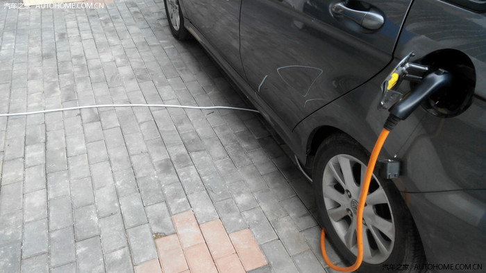 2025-2027年中国轿车充电线工业研讨陈述