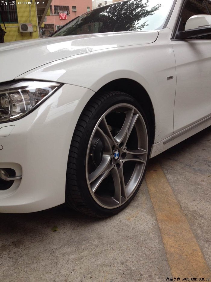 出售一套全新bmw原厂20寸轮毂   倍耐力p zero防爆胎
