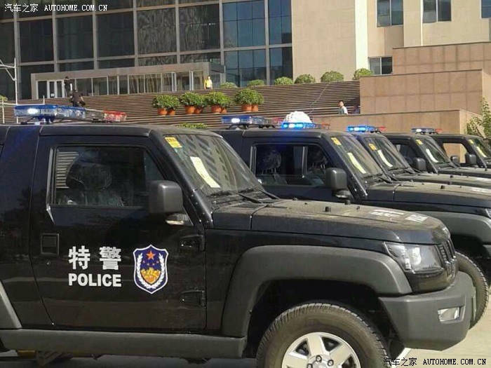 b40被选为呼和浩特市特警巡逻车