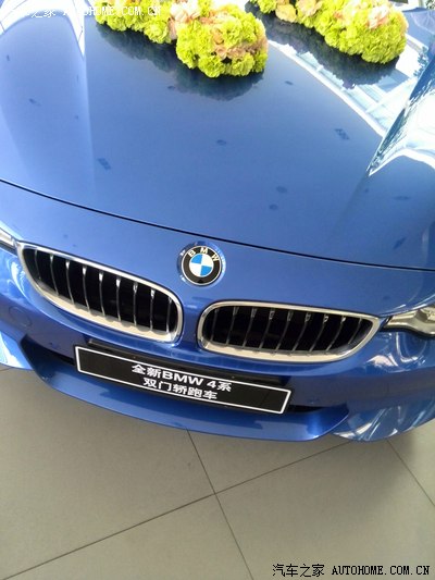 开宝马玩奥迪看奔驰,还要漂亮妹子哦_欧力威论