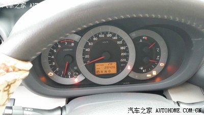 老款rav4(2010)款出现故障灯,4wd灯,打滑指示灯3灯全亮