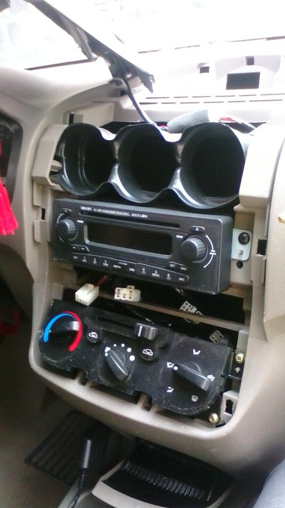 安装记录仪降压线,才用了几个小时就没用了,高