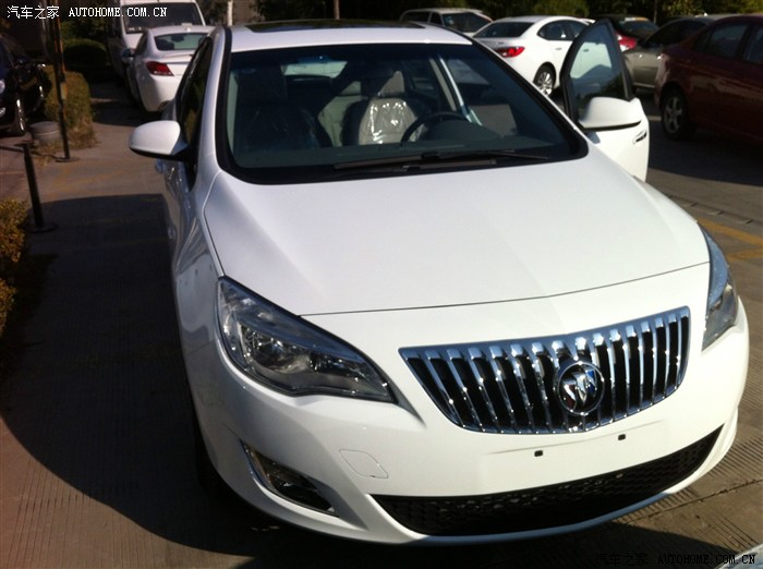 【图】临近春节添堵,2月新车外借被撞,求广大