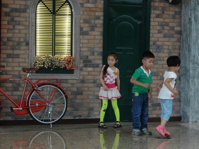 茫茫商海人心暖 浩浩店铺寄温情--济宁万达广场