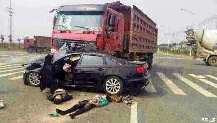 【图】珍惜生命 远离大货车 !