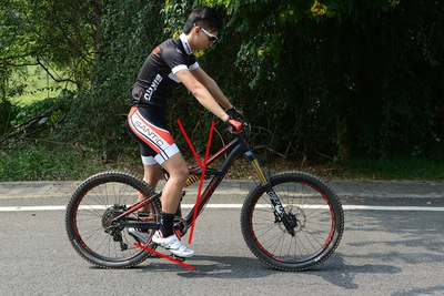 你真的知道怎么骑车吗?新手常见错误骑行姿势分析