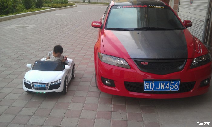 【图】求助,被一个开R8的美女套牌了!_马自达