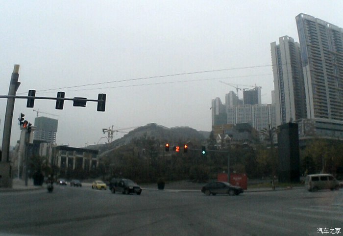 【图】没有摄像头的地方就可以不按车道行驶并