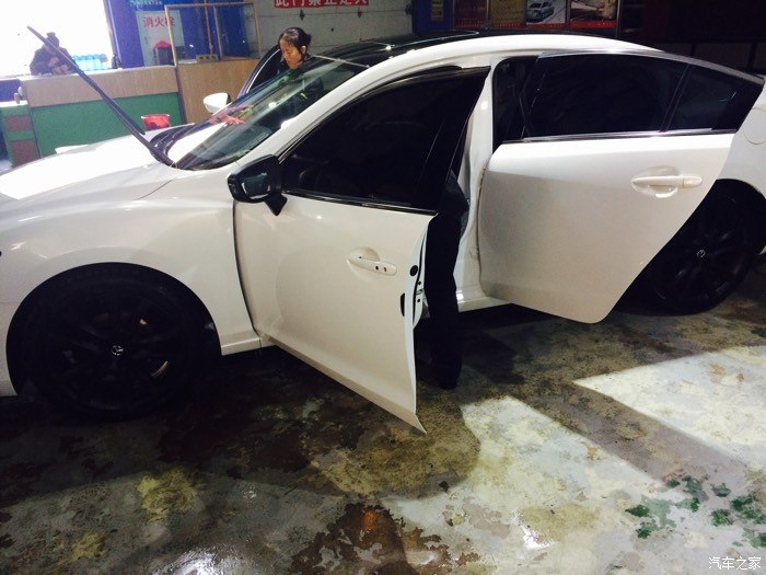 【图】踩刹车吱吱响是咋回事?