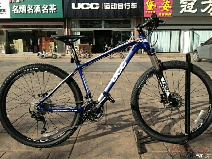 ucc进击者2.0和捷安特atx890谁更好?求给意见.