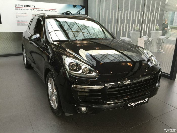 【图】今天在四儿子店那里看到15款卡宴的首