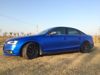 17,18款奥迪a4l红色_新款奥迪a4l探索蓝首提_蓝色奥迪a4