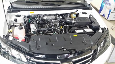 新帝豪1.3t发动机舱图