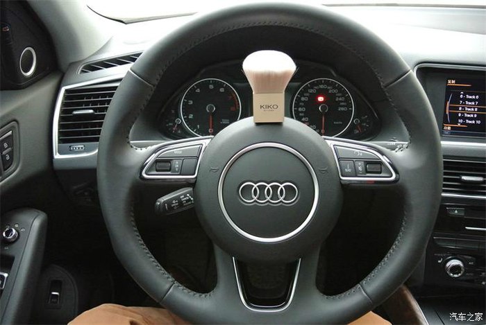 辈指教,Q5刷隐藏后蓝牙电话用哪个键接,导航可