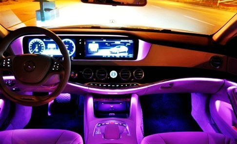 【图】GLK300 动感天窗型 改7彩氛围灯--任性