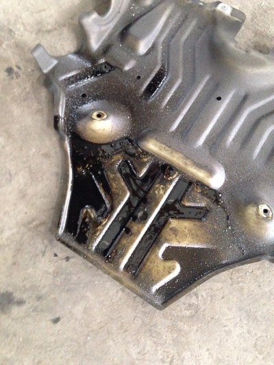 c200 漏机油严重,修理厂拆修中,有同样问题的吗