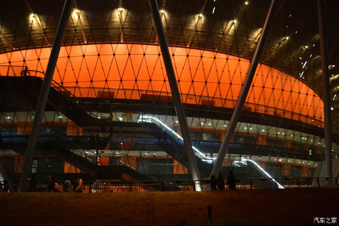 【图】CBA东莞篮球馆(东风日产文体中心)一游