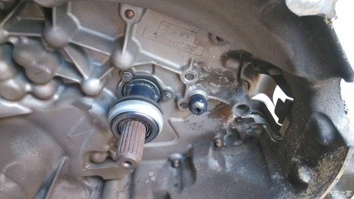 图】昨天去换离合器了,给大家分享下变速箱离