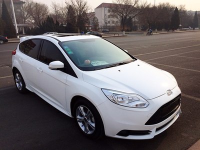 天津-新福克斯1.6自动风尚改装st,提车作业,未完