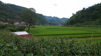 摩托车除了黄牌蓝牌 还可以上红牌的乐园 云