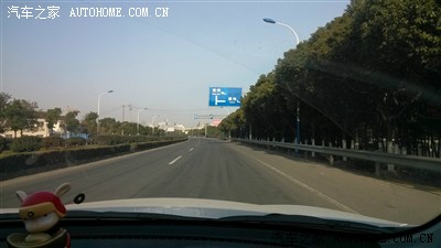 到达高速收费站,从戚墅堰上的高速,走常合高速(沿江高速)