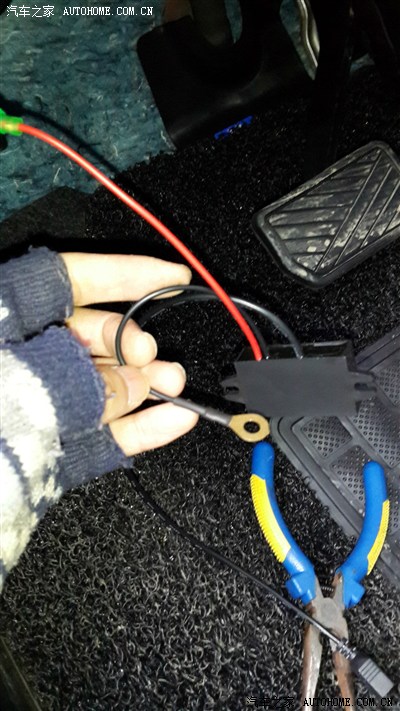 加装行车记录仪,保险丝取电器+降压模块组合,