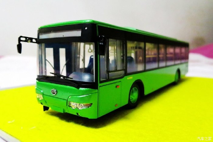 【图】公交巴士模型--宇通ZK6128HG无障碍公