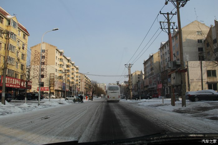 【图】提醒车友雪天行车注意安全,30多公里遇