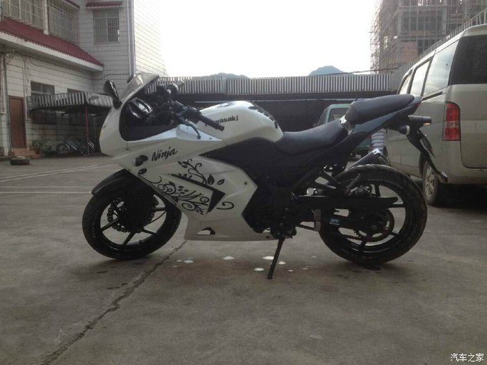 【图】白色版花小忍者改装双恶魔眼透镜大灯。