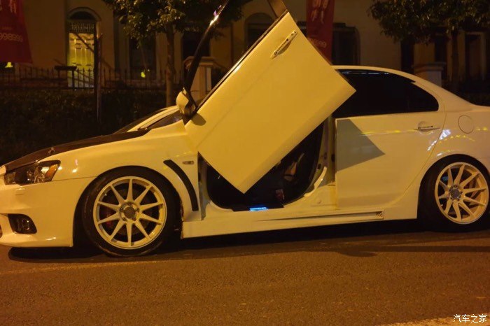 【图】好久没动手了 晚上剪刀门上手