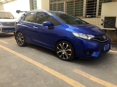 三飞95#,每公里4毛3!外观改装,简约大方!