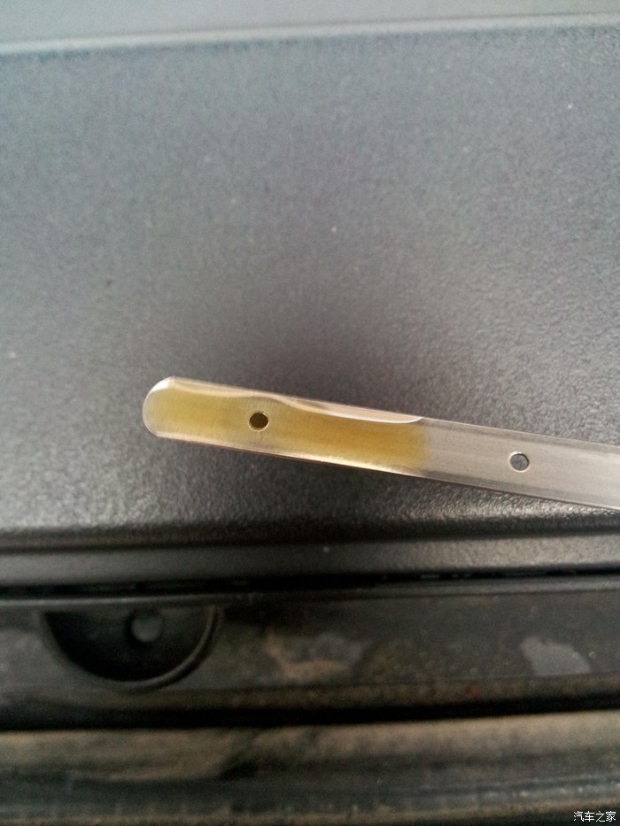 【图】二飞机油加到什么位置?_飞度论坛_汽车