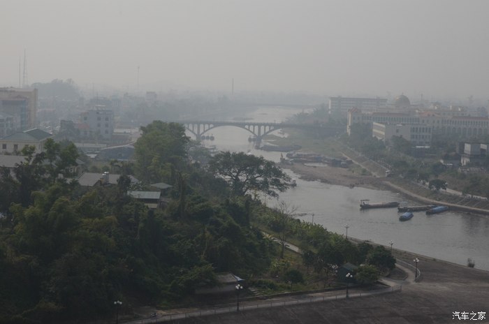 广西峢溪市有多少人口_广西有多少平方公里(3)