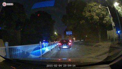 2月5日凌晨小视南路铁路桥下泥土车漏土~~过暧昧做的友爱频图片