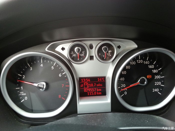 【图】经典福克斯 ABS 灯亮了怎么回事?