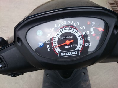 年二十九轻骑铃木乐至110 ~