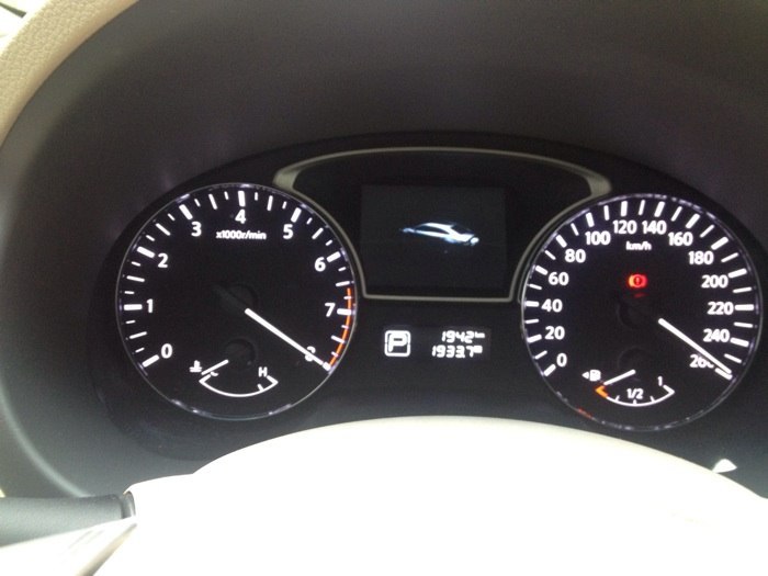 【图】启动瞬间爆表,正常么?_天籁论坛_汽车之家论坛