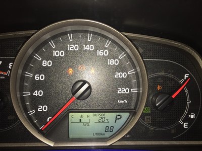 自动大灯光束高度调节系统存在故障_一汽丰田