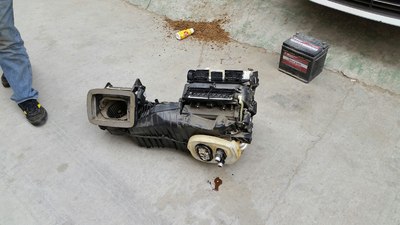 工作台拆完了,看看风箱壳成什么样子了_帕萨特论坛_之