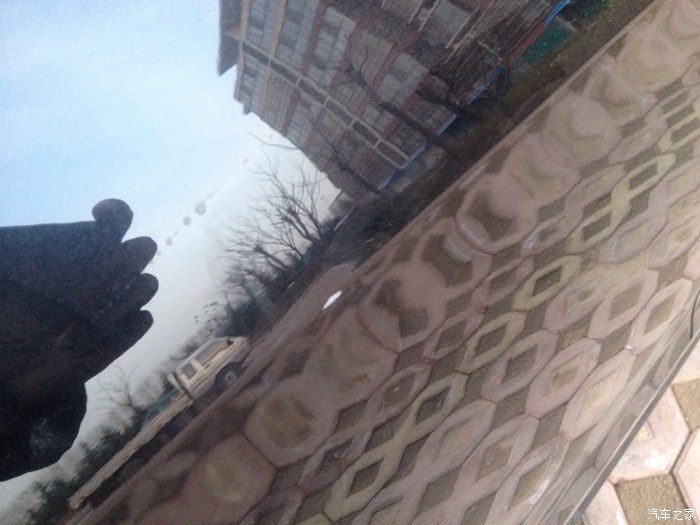 【图】大家看看车门这里蹭掉了一小块该怎么补