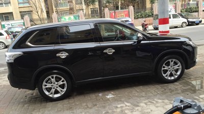 【图】黑色欧兰德侧面图谁有?_欧蓝德论坛_汽车之家