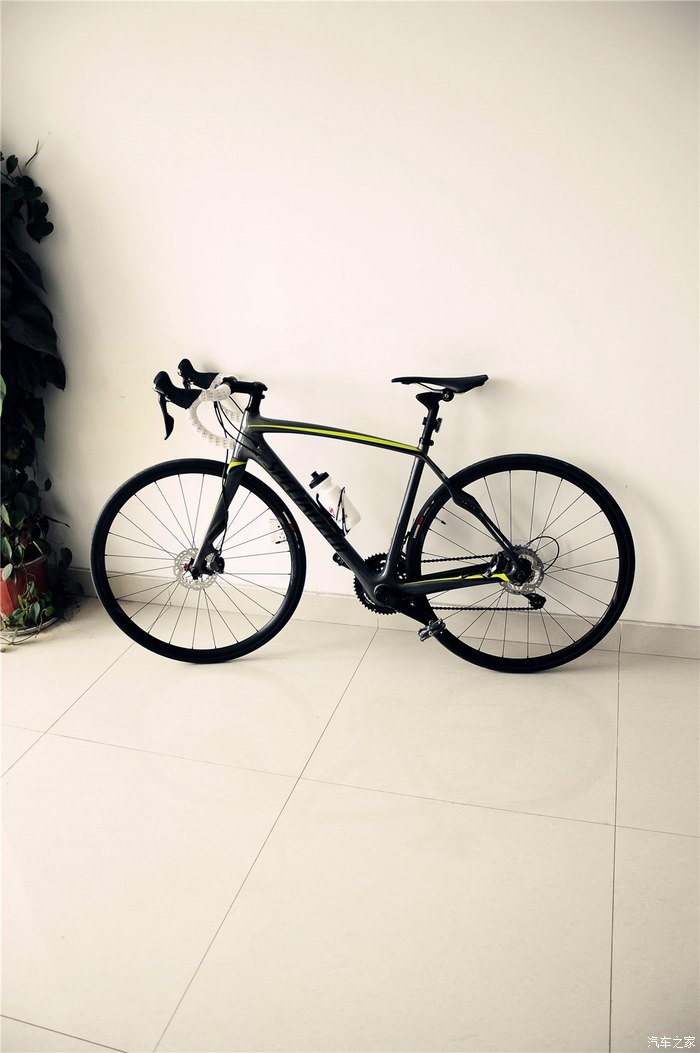 屌丝的进阶specialized闪电的roubaixsl4compdisc